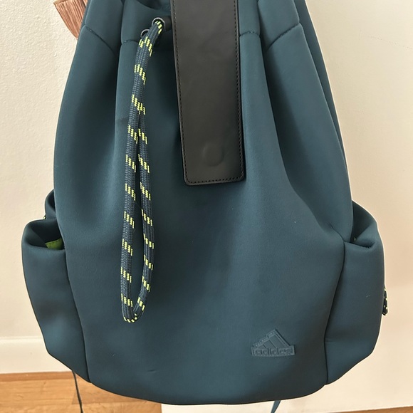 Adidas FAVORITES BACKPACK - Picture 4 of 7